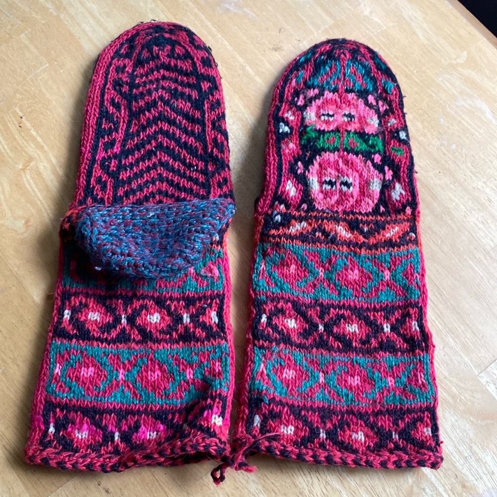 Ttraditional Dagestan Hand Knitted Warm Wool Slippers used size 7,5